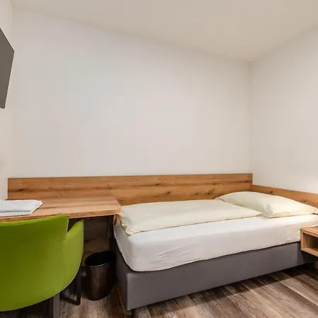 Landgasthof Bierfriedl Estalagem Pruggern