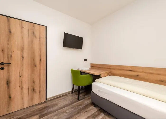 宾馆 Landgasthof Bierfriedl