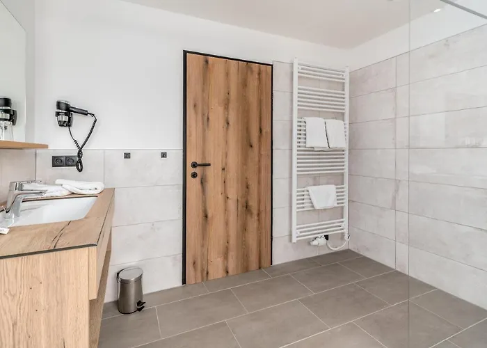 Landgasthof Bierfriedl 普鲁格恩